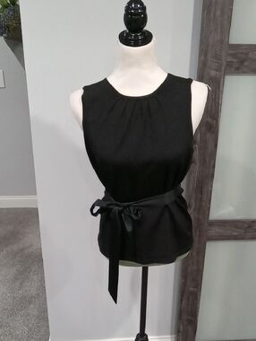 Loft Black Scoop Neck Knit Top With Silky Waist Tie Size L